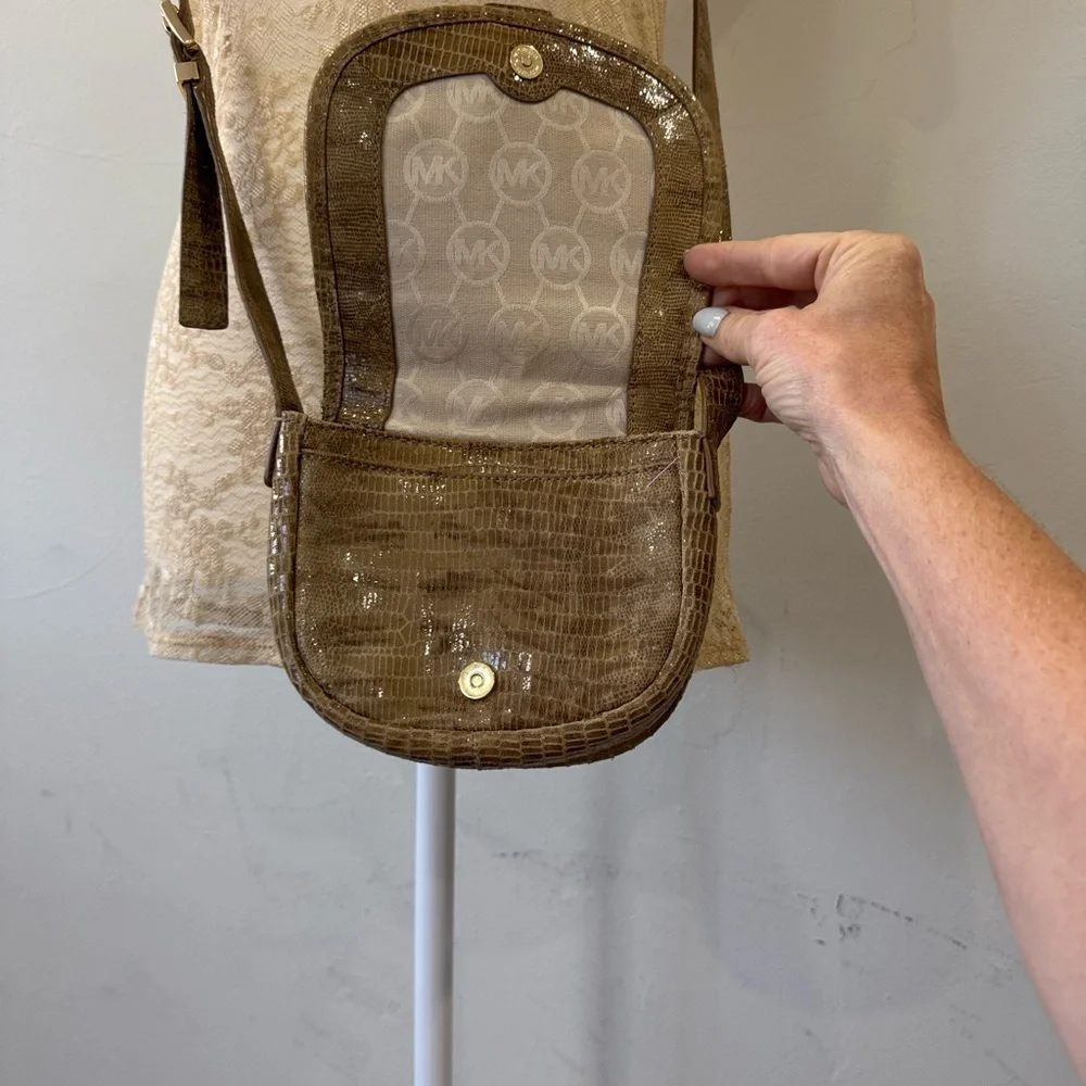 Michael Kors Beige Crossbody Bag